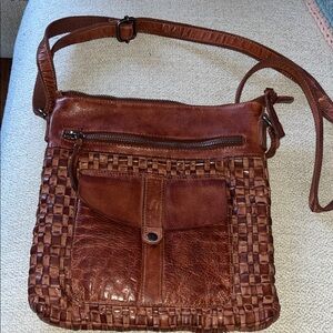 Vilenca Holland Leather Crossbody Bag